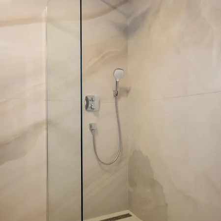 Villa Activitas - Professional Fitness & Pool Kaštela