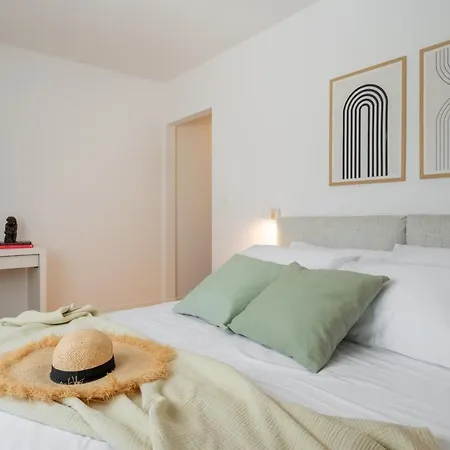 Villa Activitas - Professional Fitness & Pool