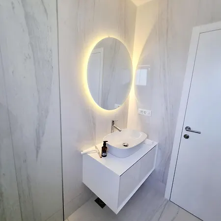 Activitas - Professional Fitness & Pool * Kaštela