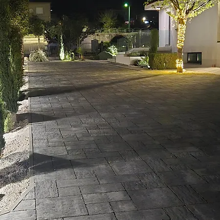 Activitas - Professional Fitness & Pool Villa Kastela