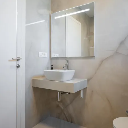 Activitas - Professional Fitness & Pool * Kaštela